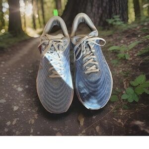 Hoka One One Blue Gaviota 5 Sneakers